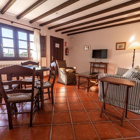 Apartamentos Rurales Antanielles Рібадеселья Екстер'єр фото